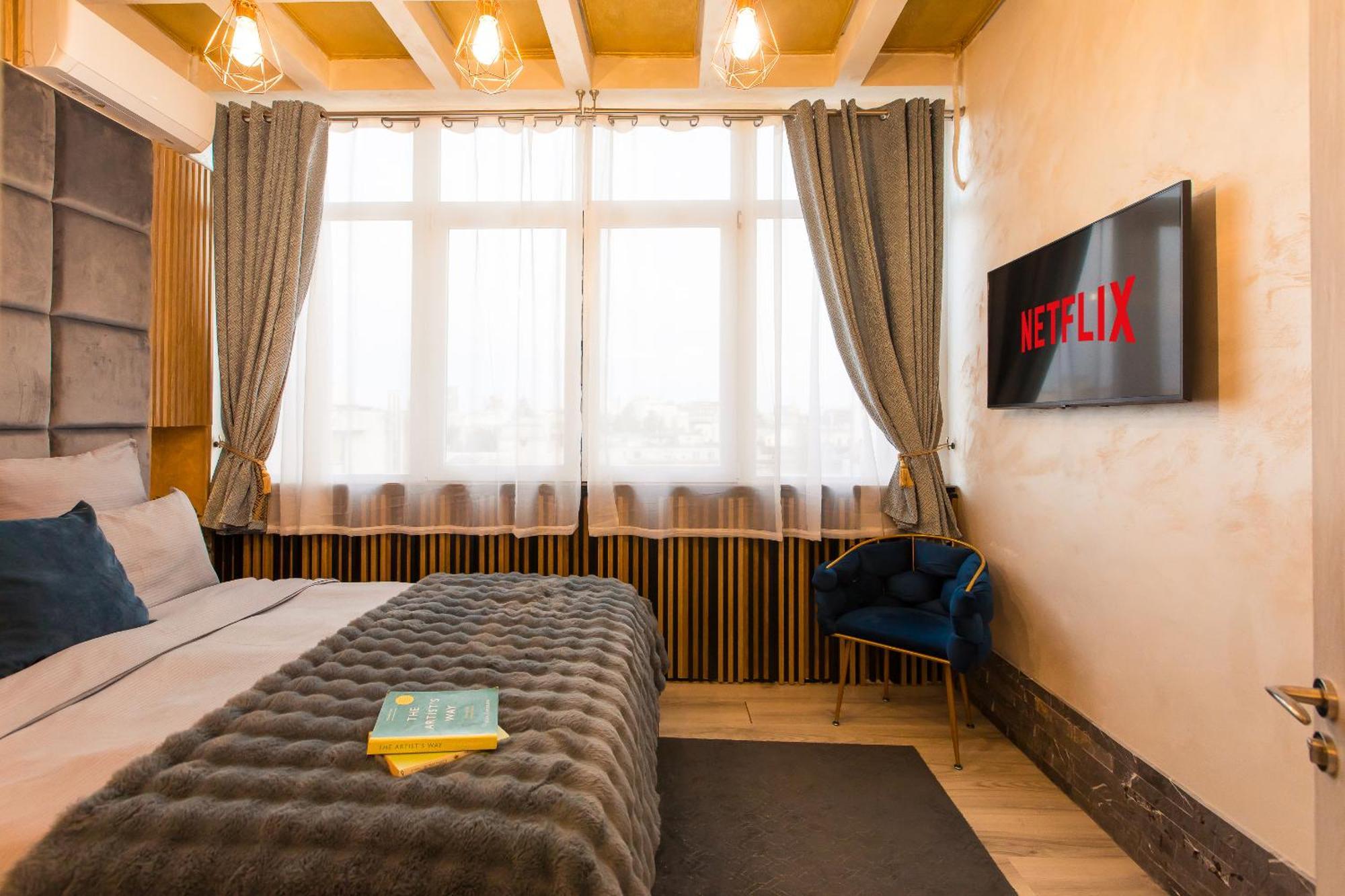Royalty Apt With City Views On Calea Victoriei Бухарест Екстер'єр фото